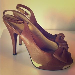 Stuart Weitzman Brown Heels